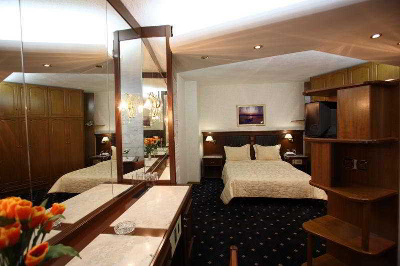 Hotel Tsamis Kastoria Zewnętrze zdjęcie